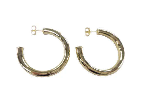 Chantal Hoops Sheila Fajl