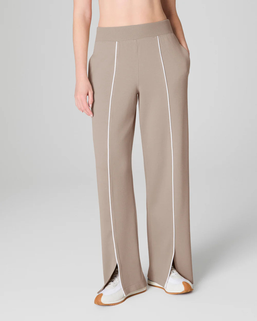 AirEssentials Pique Straight Leg Pant - Ashwood Spanx