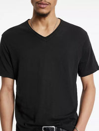 Miles V-Neck - Black John Varvatos