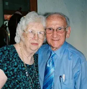 Elvis' nurse Marian J. Cocke has died: 'She was by all, and she – Lansky Bros.