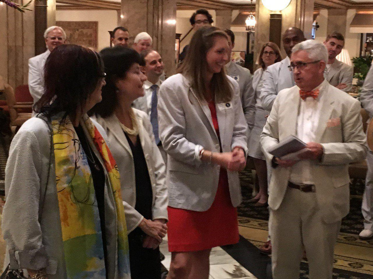 SEERSUCKER FLASH MOB INVADES PEABODY HOTEL