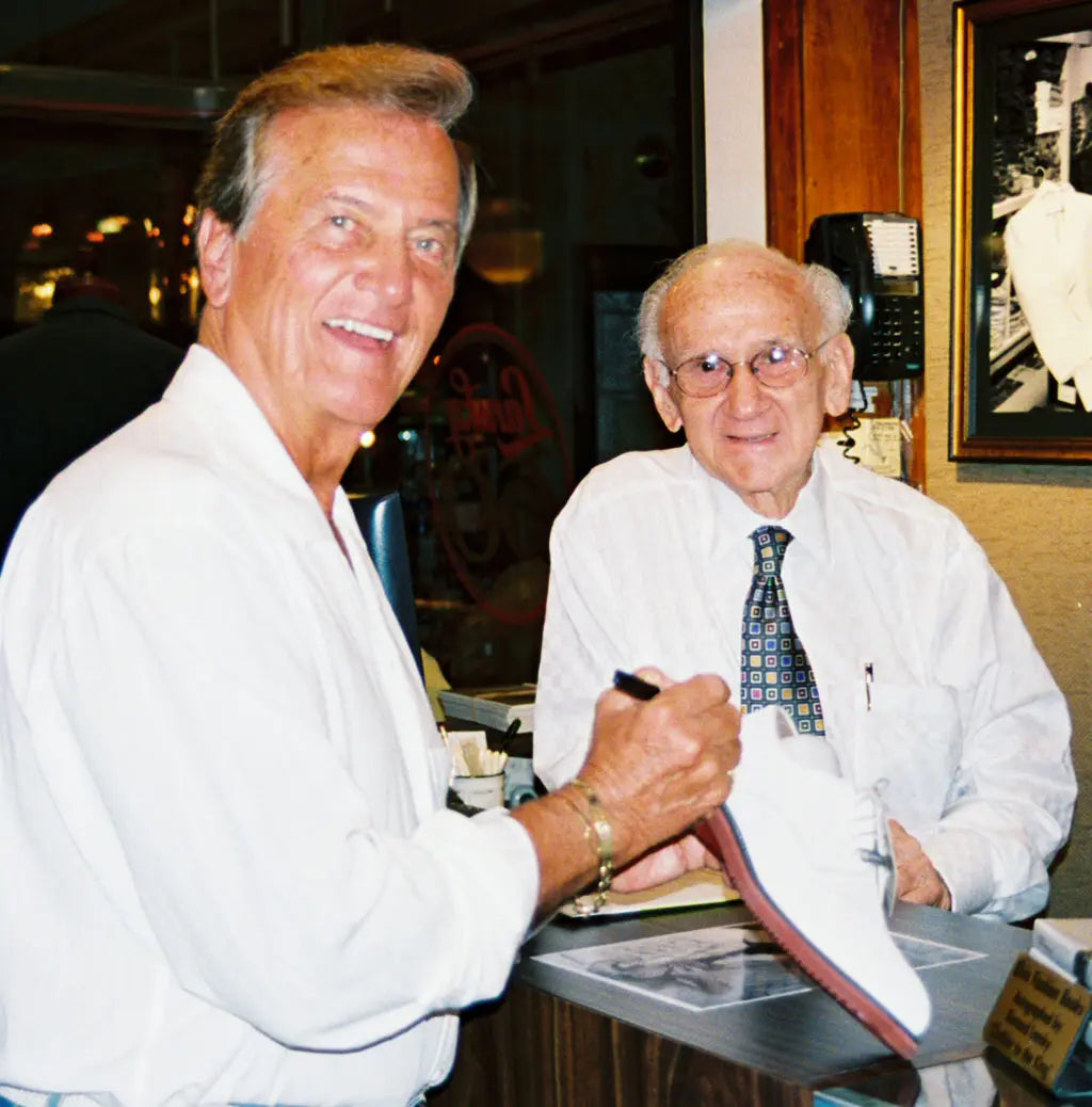 PAT-BOONE Lansky Bros.