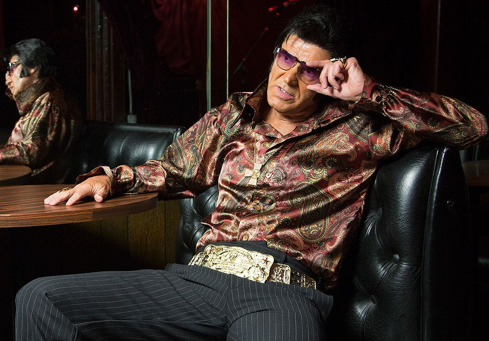 TRIBUTE ARTIST RAY FISCHER KEEPS TEMPERATURES RISING WITH HIS VEGAS-INSPIRED ELVIS ACT