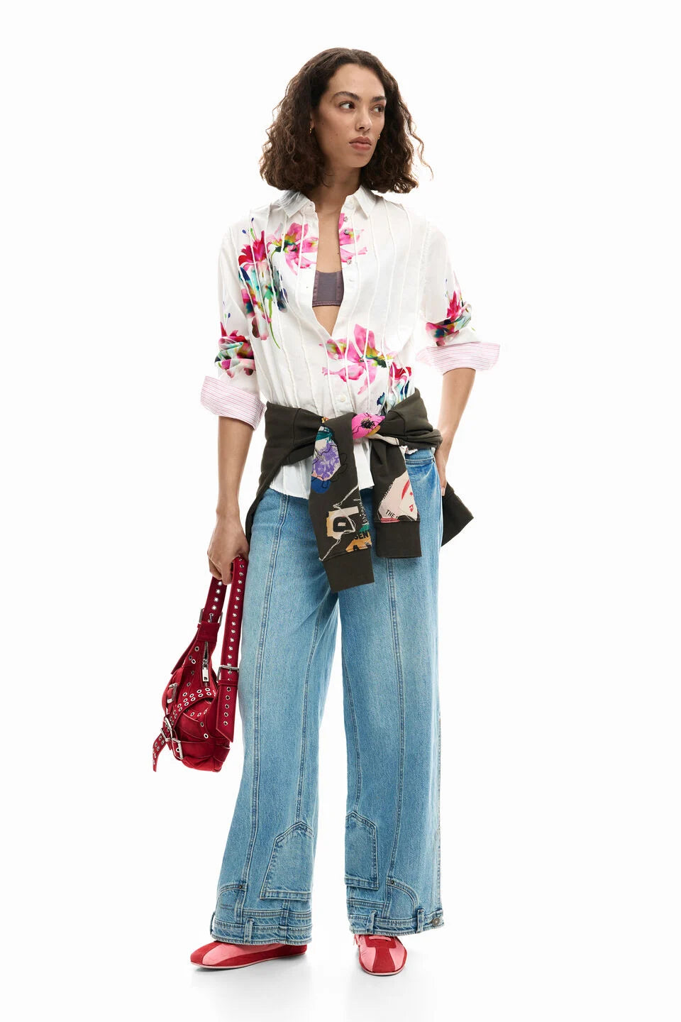 Long-sleeve pleated floral shirt