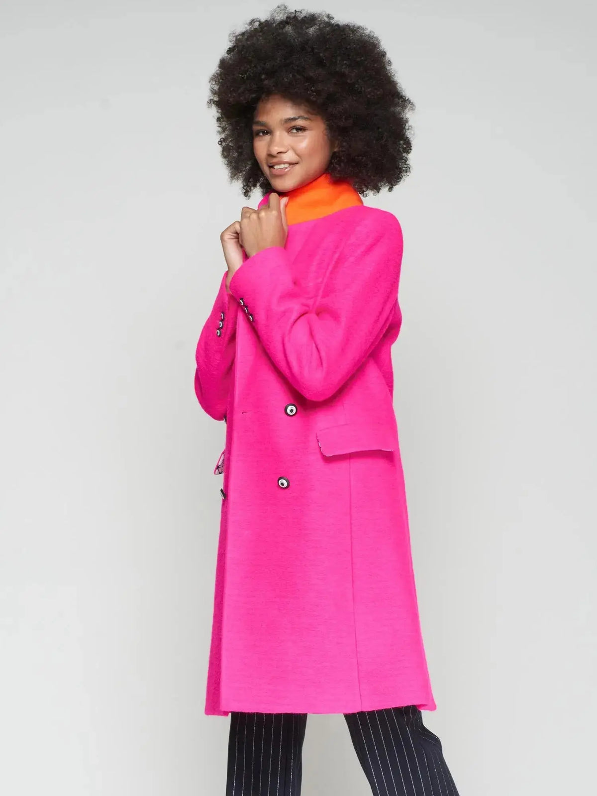 Lian Fluorescent Pink Wool Coat Vilagallo