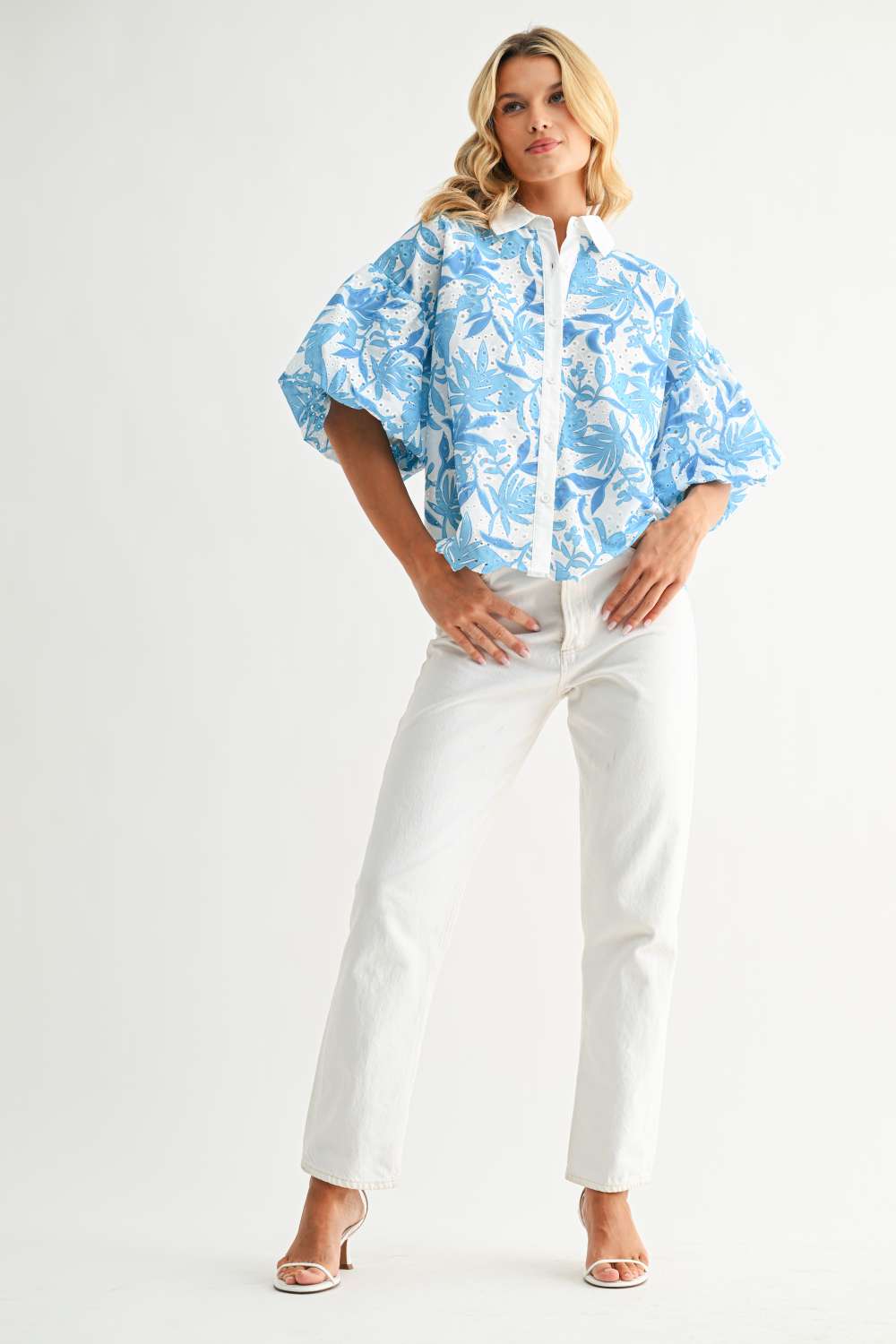 Jinny Eyelet Floral Top – Blue