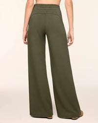 SPANX AirEssentials® Wide Leg Pant - Monstera