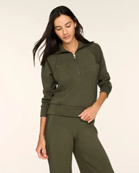 SPANX AirEssentials® Half Zip - Monstera