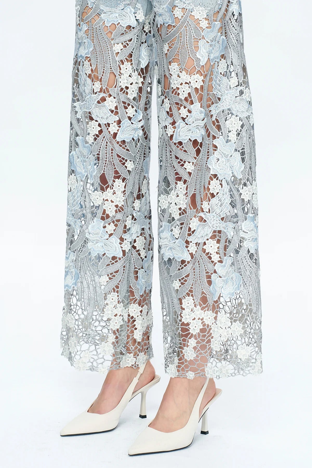 Embroidered Wide-Leg Lace Jeans With Rhinestone