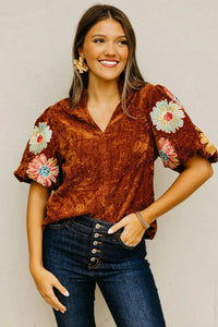 Embroiderd Floral Felt Top THML