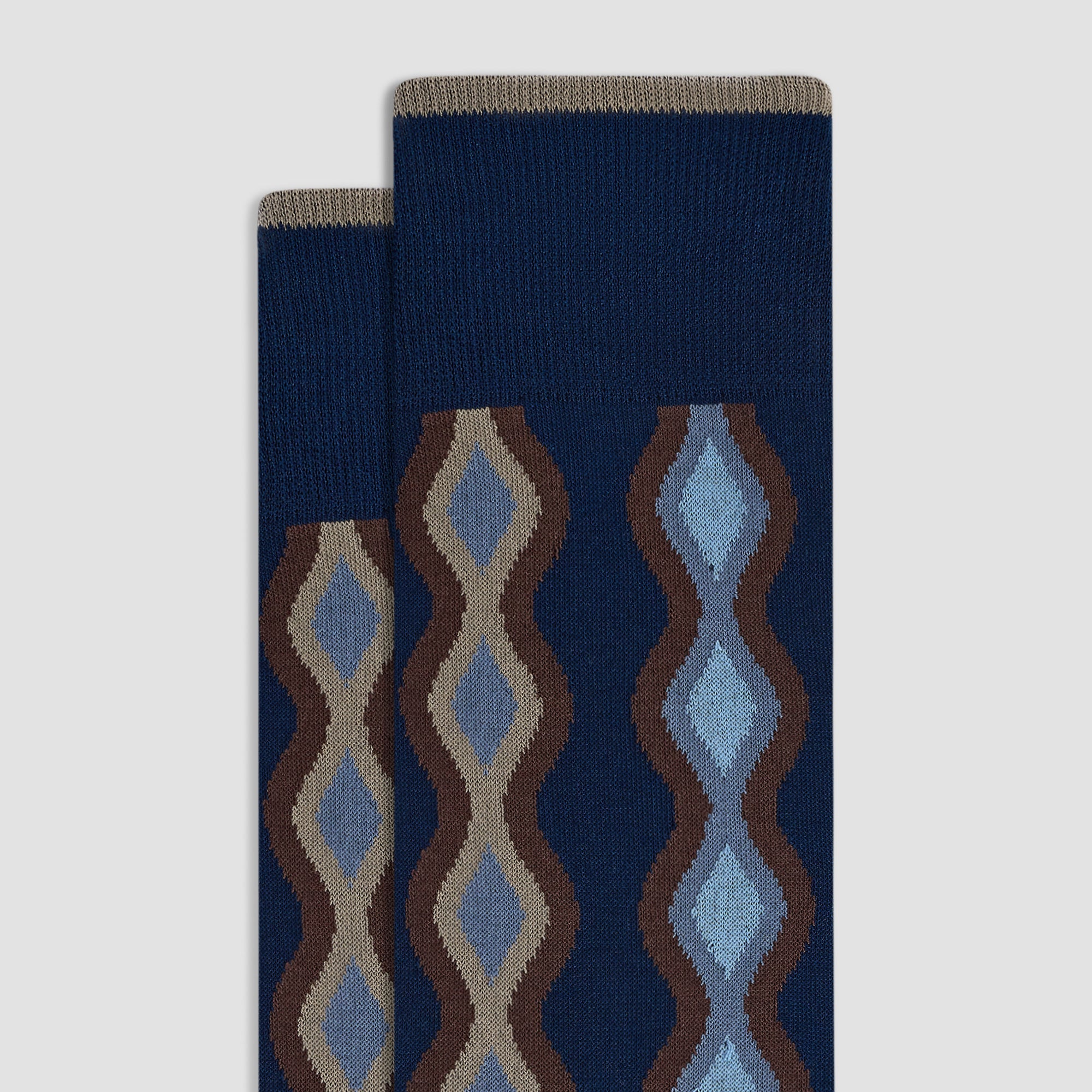 Diamond Wave Mid-Calf Socks - Mocha
