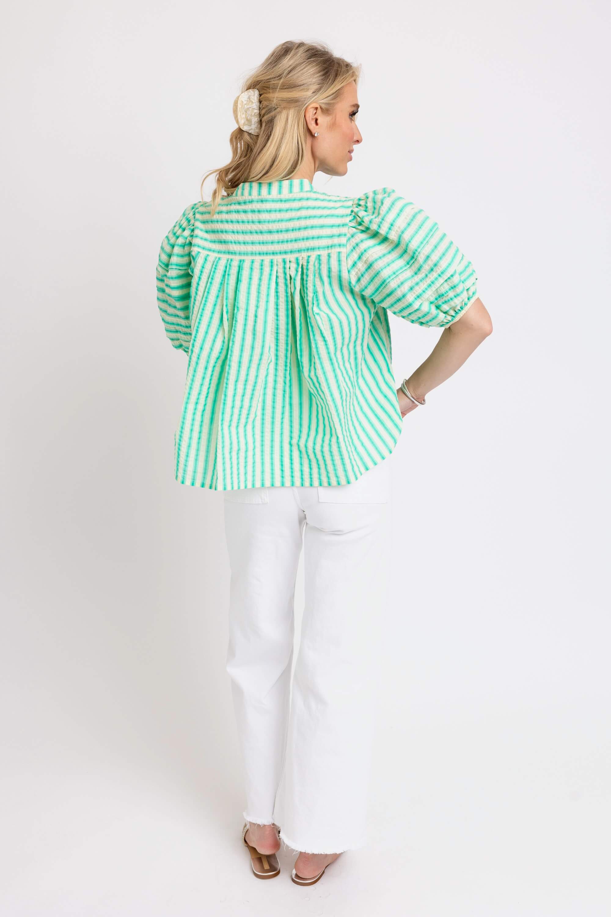 SEERSUCKER STRIPE PLEAT SLV TOP