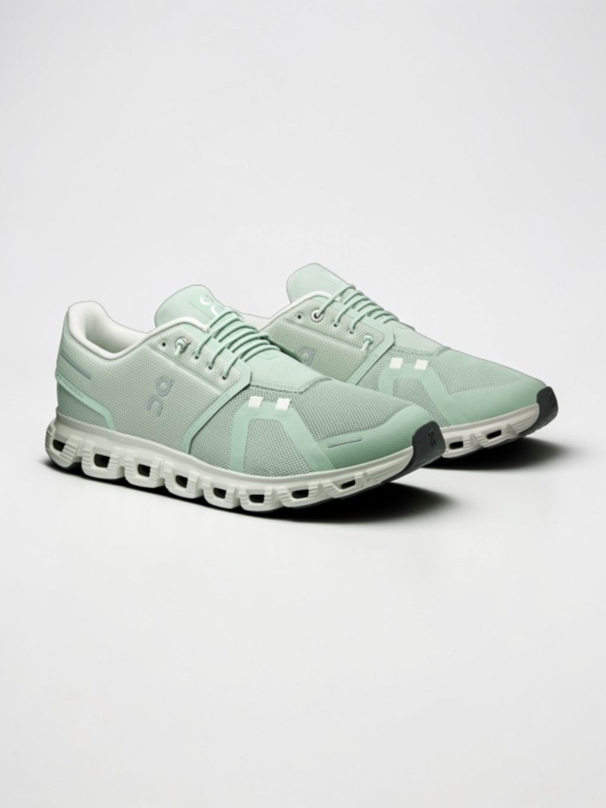 Men's Cloud 6 - Black | White - Lansky Bros. | ON Running
