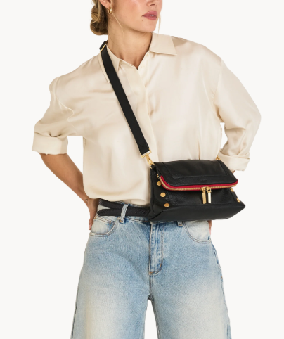 Beverly Med - Black/Brushed Gold Red Zip