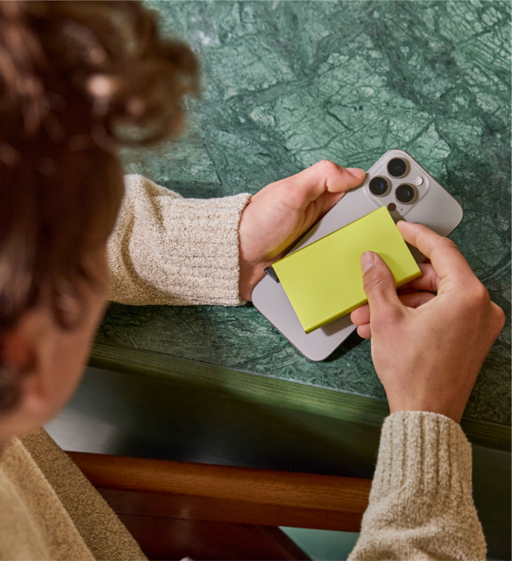 Magsafe Cardprotector - Lime Secrid