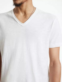 Miles V-Neck - Salt