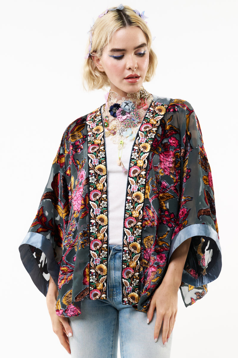 HOLIDAY JEWELS KIMONO