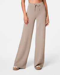 AirEssentials Wide Leg Pants - Ashwood