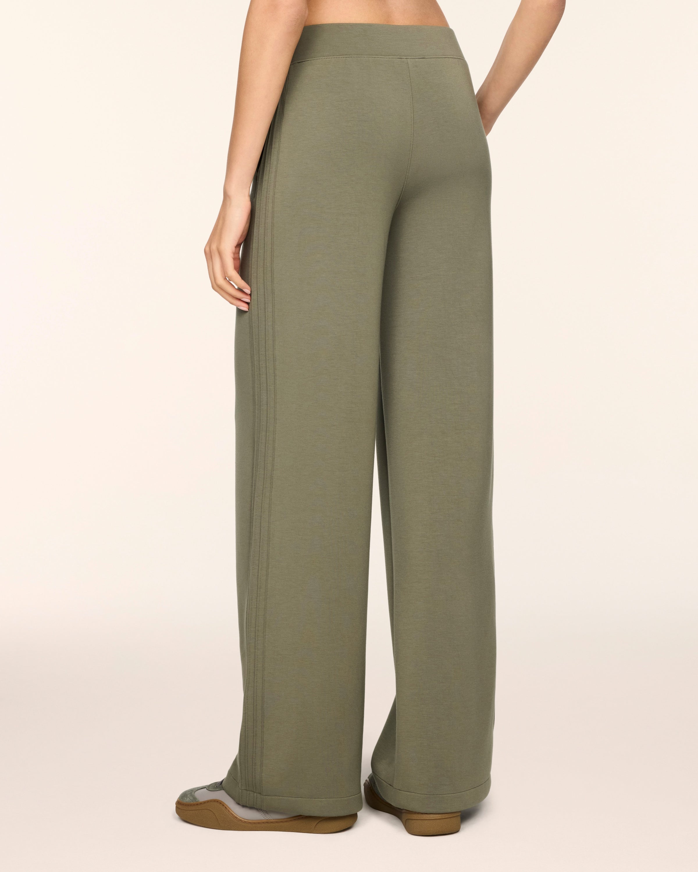 SPANX AirEssentials® Pintuck Track Pant